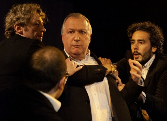 "No entiendo a los hombres", obra de teatro documental se presenta en el Cine Teatro El Plata