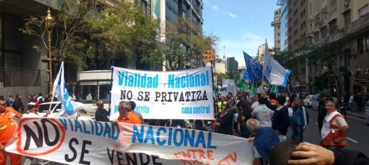Los trabajadores de Vialidad Nacional denuncian penalmente a Javier Milei