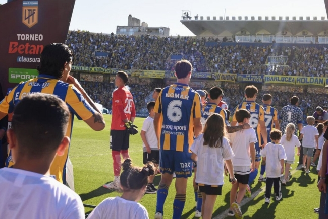 Agremiados cuestionó a Estudiantes por el pasillo de espaldas y pidió “respeto y juego limpio”