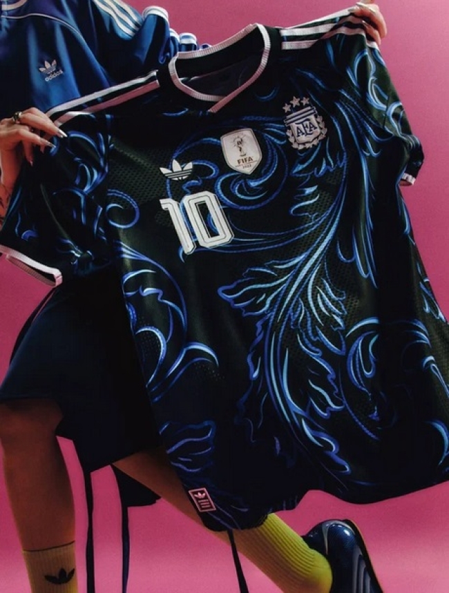 La selección Argentina tiene nueva camiseta para el Mundial