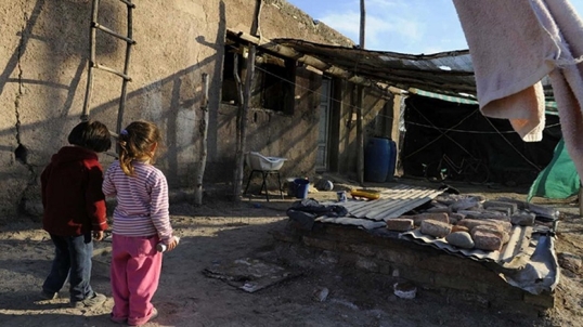 Un informde de la UCA revela que cerca del 60% de los niños en la Argentina es pobre