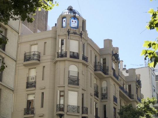 Créditos hipotecarios UVA: Bancos bajan las tasas