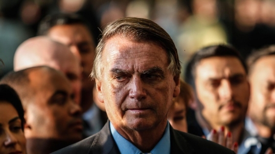 Arresto domiciliario para el expresidente Jair Bolsonaro