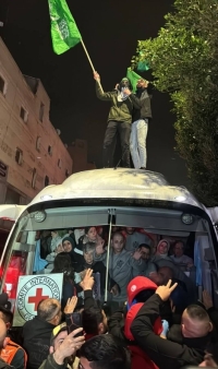 Israel liberó a 90 palestinos prisioneros