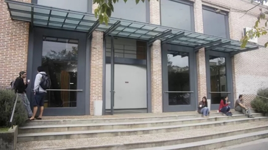 Mendoza: Un grupo de militantes libertarios agredieron a investigadores del Conicet