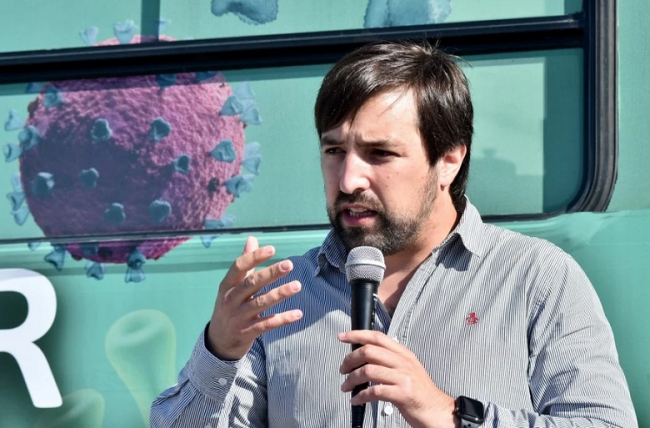 El gobierno bonaerense anunció que la atención sanitaria para extranjeros seguirá siendo gratuita