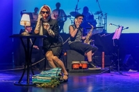 "Mina...che cosa sei?!?",  protagonizada por Elena Roger comienza su gira nacional