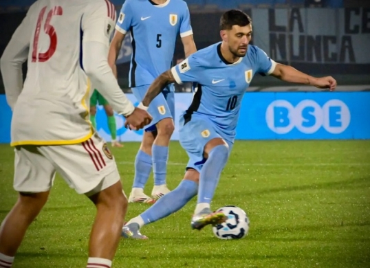 Eliminatorias Sudamericanas: Uruguay venció por 2-0 a Venezuela y se acerca a la clasificación