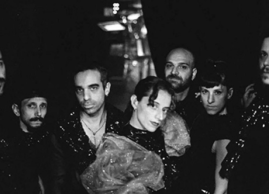 Los Besos y Amor Elefante se unen para dar un concierto único en La Plata