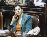 Marcela Pagano denunció penalmente a Milei por supuesto “encubrimiento” de delitos