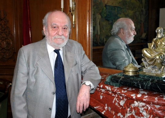 Murió el gran dramaturgo argentino Roberto «Tito» Cosa