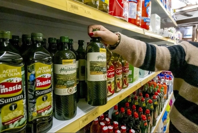 España:  El 77 % de los consumidores siempre compra productos en oferta