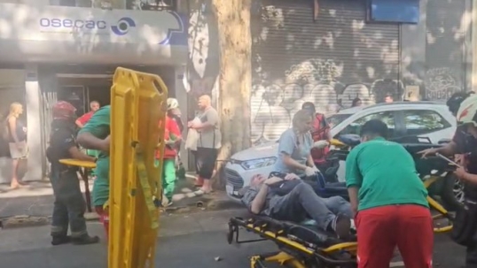 Desprendimiento de un cielorraso, en OSECAC: siete personas resultaron con lesiones leves