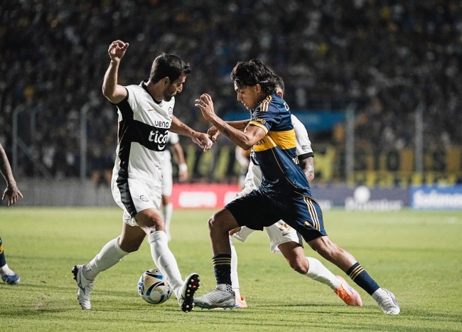 Boca derrotó por 2-1 a Olimpia de Paraguay