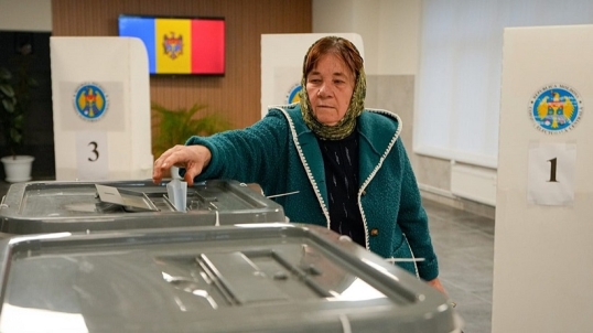 Moldavia: El oficialismo gana las elecciones