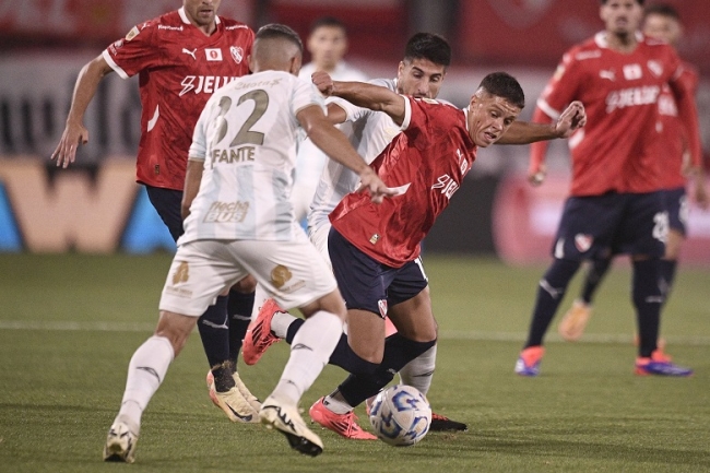 Liga Profesional de Fútbol: Independiente juega ante Atlético Tucumán