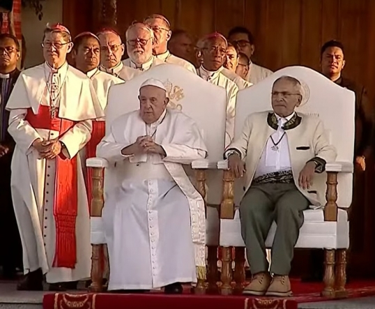 El papa Francisco llegó a Dili, capital de Timor Oriental