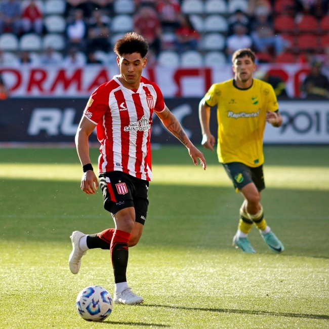 Torneo apertura de la Liga Profesional de Fútbol: Defensa enfrenta a Estudiantes de La Plata