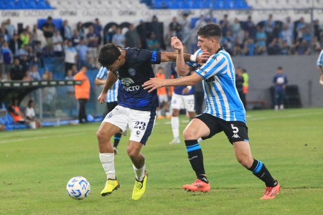 Torneo apertura de la Liga Profesional de Fútbol: Racing recibe a Independiente Rivadavia
