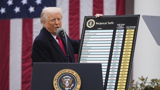 Trump anunció "una revolución económica" en EE.UU