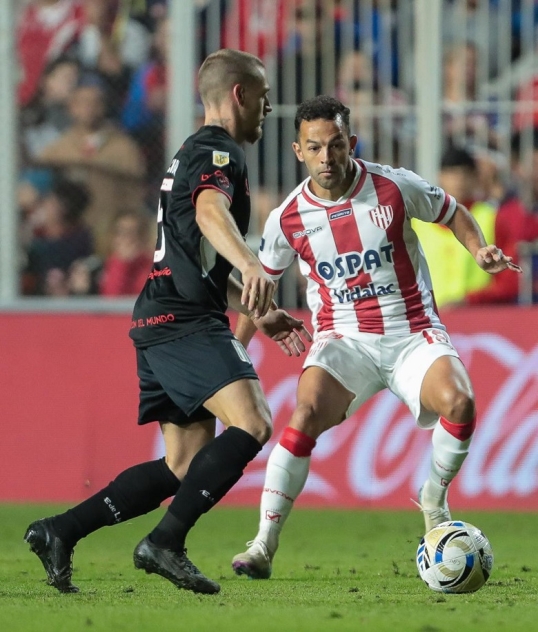 Torneo clausura de la Liga Profesional de Fútbol: Unión, le ganó por 1-0 a Estudiantes