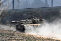 Siria: Tanques israelíes avanzaron hasta las afueras de Damasco