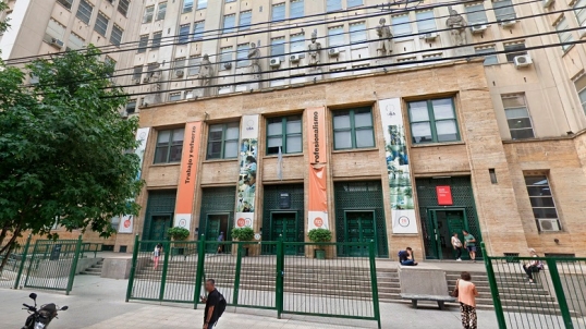 Paran este jueves las universidades nacionales contra el veto de Milei a la Ley de Financiamiento