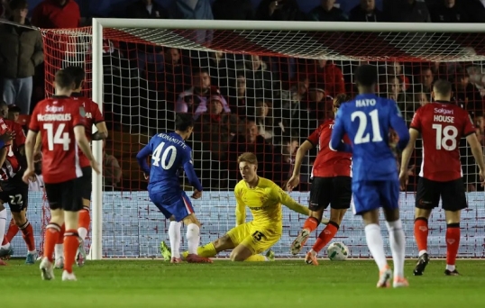 Copa de Inglaterra: Buonanotte anotó en el triunfo del Chelsea ante Lincoln y Liverpool derrotó al Southampton