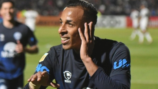 Sebastián Villa: “Si me llama Gallardo, mañana mismo viajo”