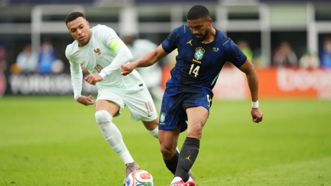 Amistoso internacional: Francia superó por 2-1 a Brasil