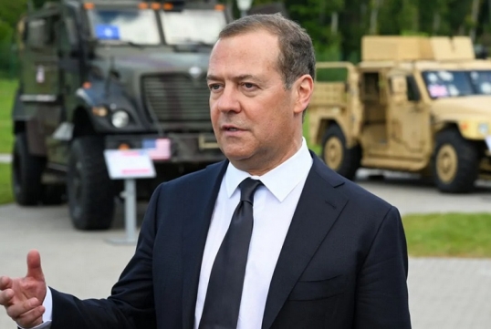 Dmitri Medvédev, sobre el uso de armas nucleares contra Ucrania: «La paciencia de Moscú puede acabarse»