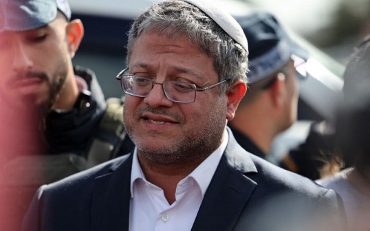 «Hay un pirómano en nuestro Gobierno que busca prender fuego a Oriente Medio» señaló el ministro de Defensa israelí