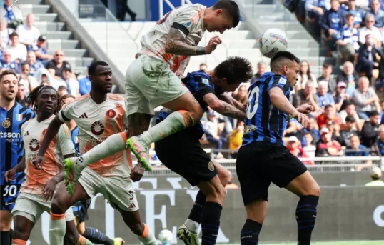 Serie A de Italia: Roma derrotó al Inter