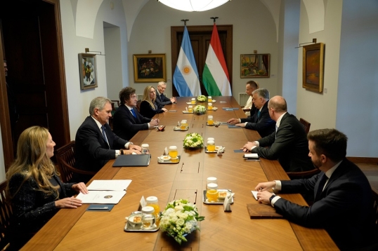 Hungría: Milei fue recibido por Víktor Orban