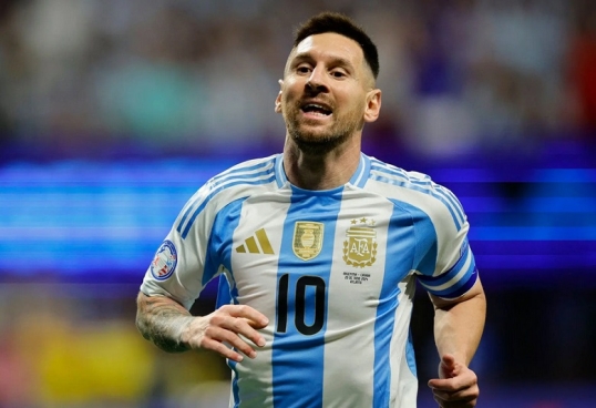 Messi con el Premio Princesa de Asturias de los Deportes 2026