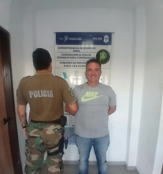 Detienen a un concejal electo de LLA por realizar disparos durante una discusión con su pareja