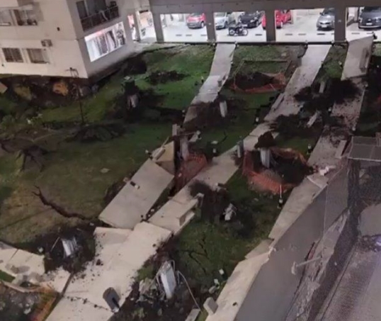 La querella pide imputar a los responsables de COSUD y del Banco Hipotecario por el derrumbe en Parque Patricios